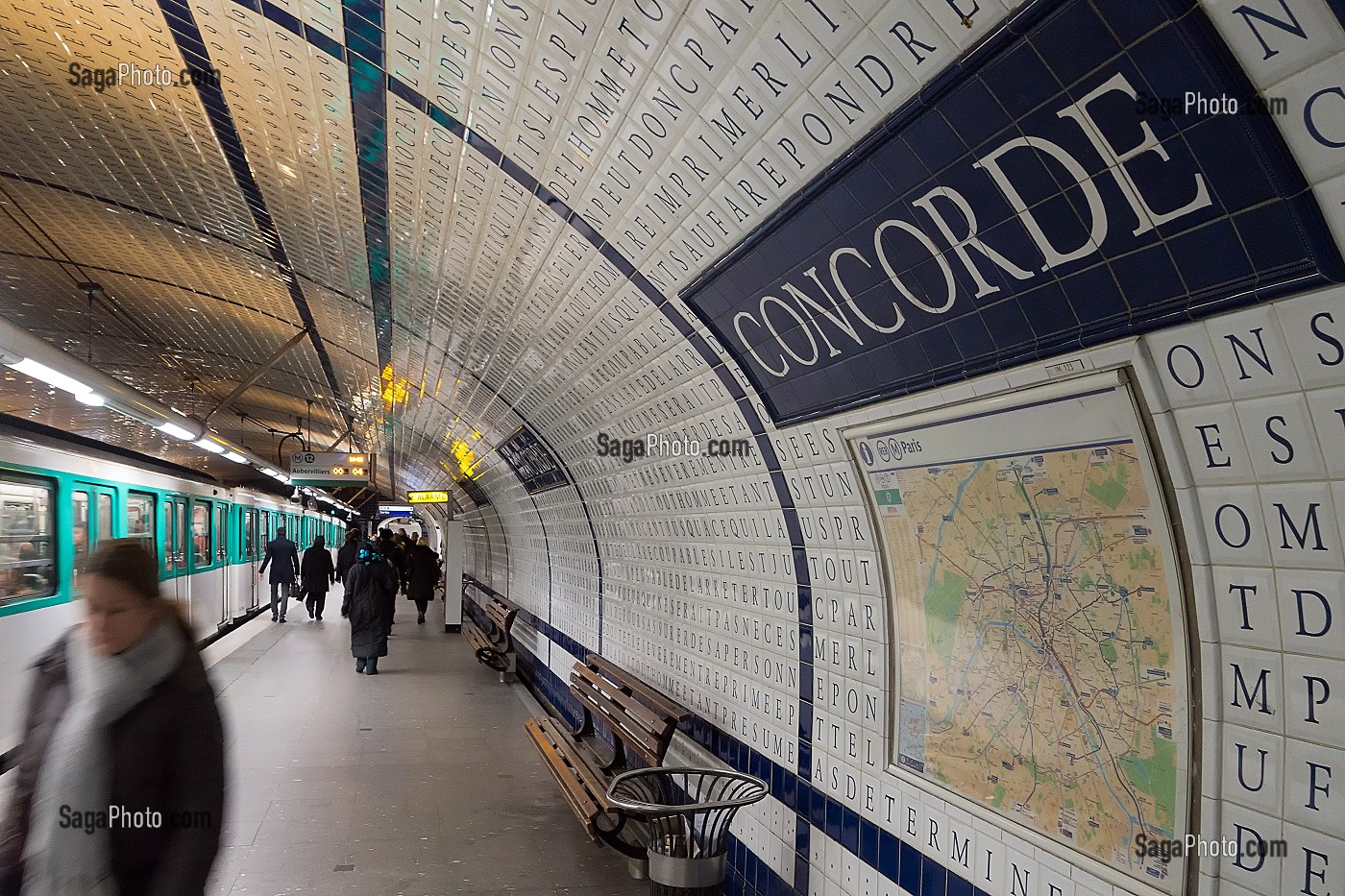 STATION DE METRO CONCORDE, PARIS, ILE-DE-FRANCE (75), FRANCE 