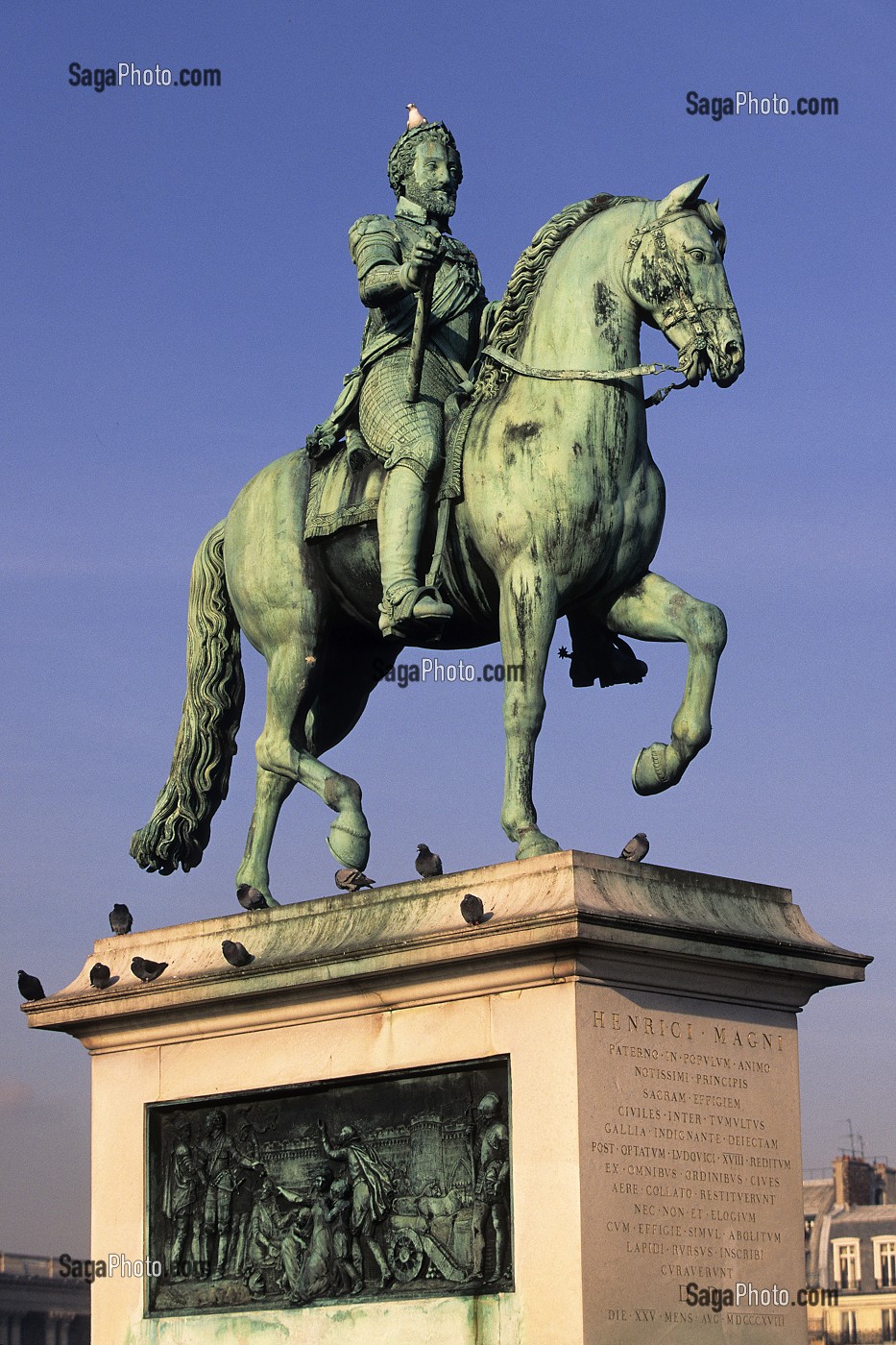 STATUE DE HENRI IV, PONT NEUF, PARIS (75), FRANCE 