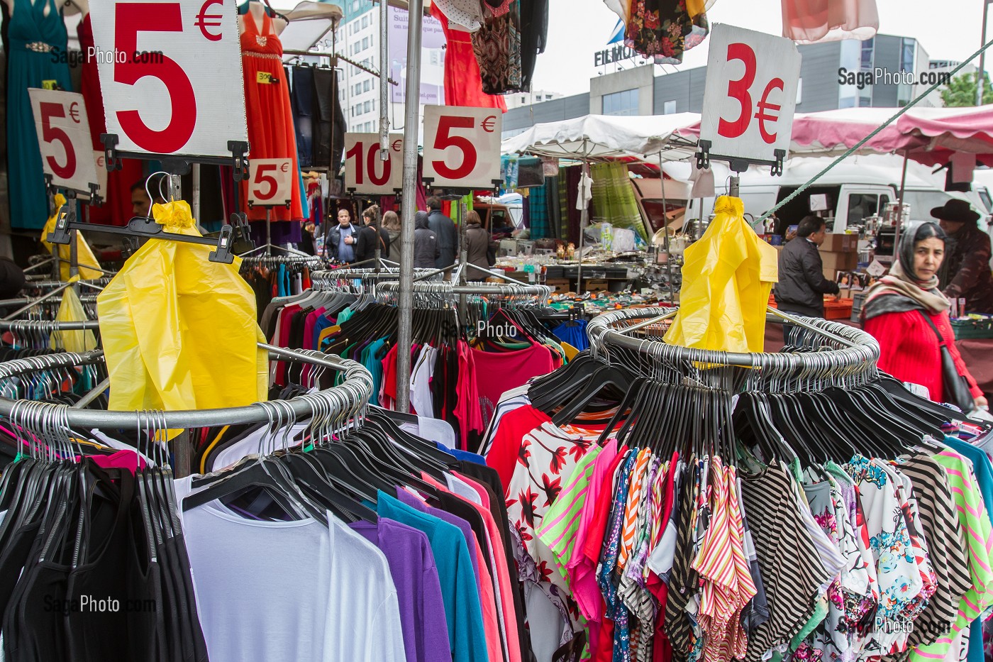 MARCHE AUX PUCES, PORTE DE MONTREUIL, MONTREUIL (93) SEINE-SAINT-DENIS, FRANCE 