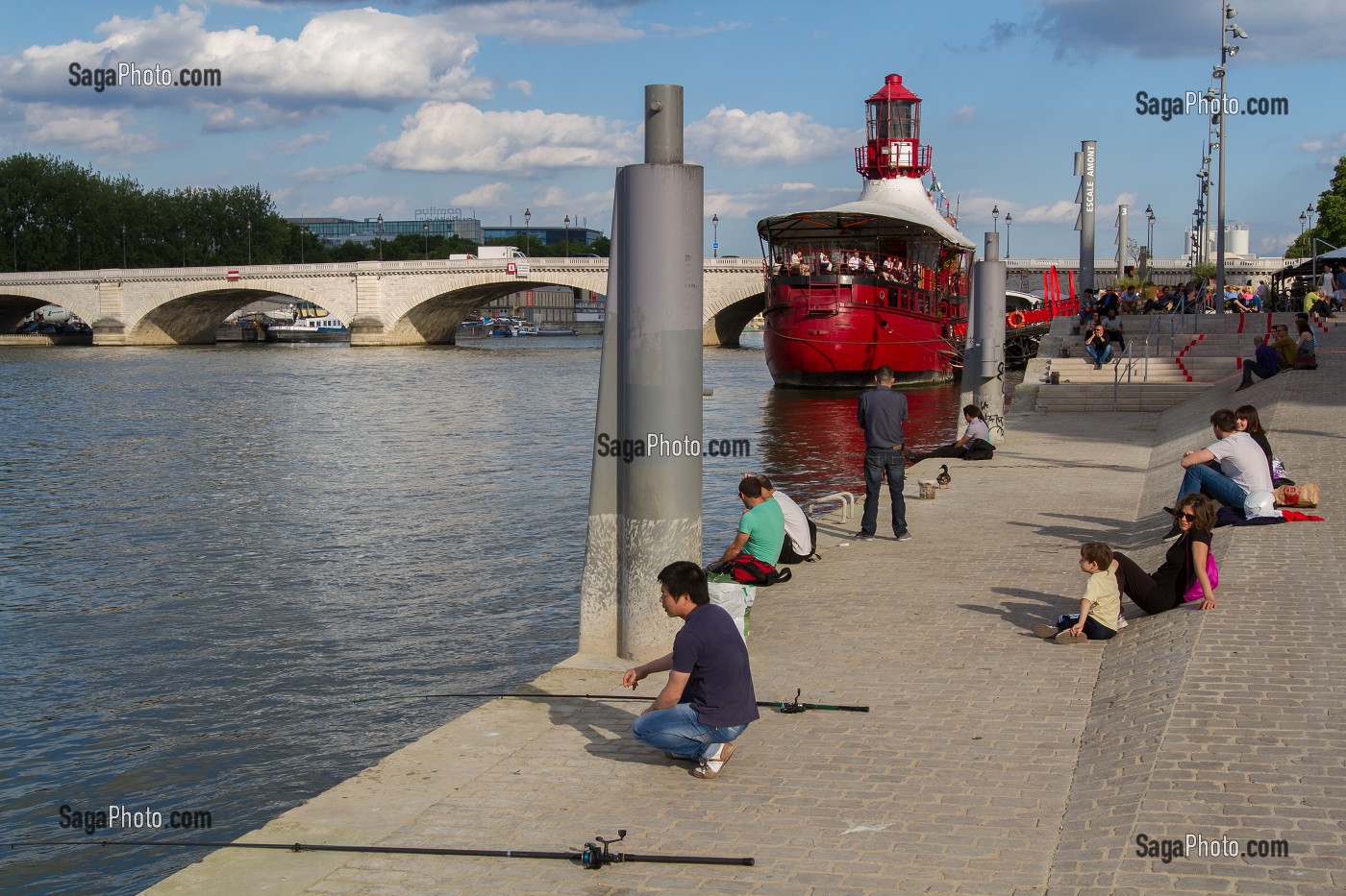 BATOFAR, BERGE DE LA SEINE, PORT DE LA GARE, 13EME ARRONDISSEMENT, PARIS, FRANCE 