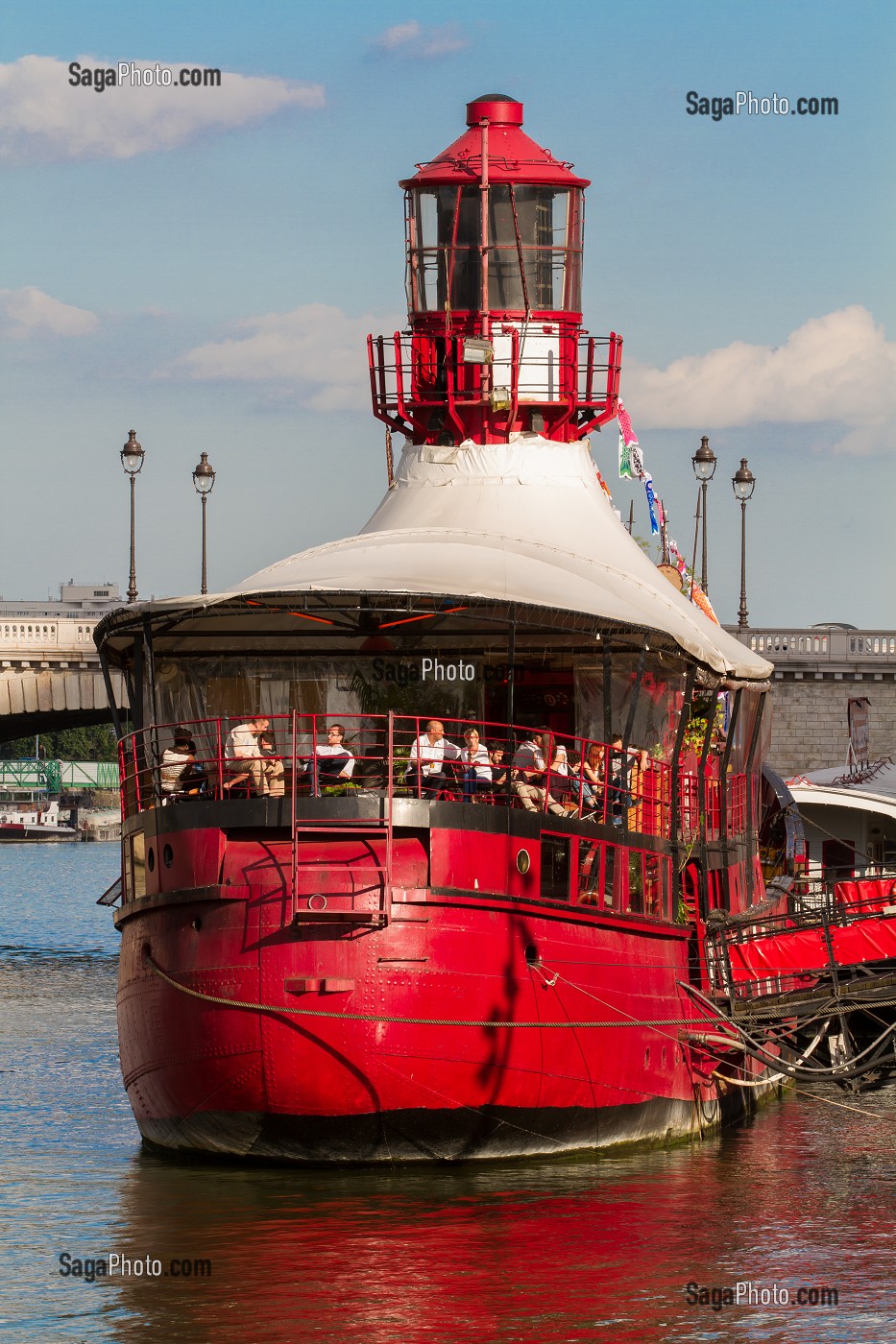 BATOFAR, BERGE DE LA SEINE, PORT DE LA GARE, 13EME ARRONDISSEMENT, PARIS, FRANCE 