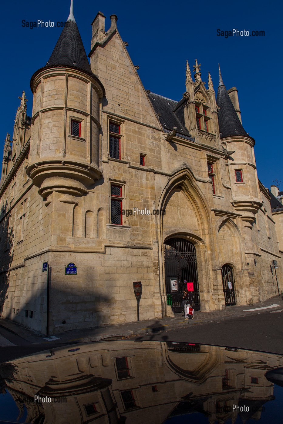 BIBLIOTHEQUE FORNEY, HOTEL DES ARCHEVEQUES DE SENS, 4EME ARRONDISSEMENT, PARIS (75), ILE-DE-FRANCE, FRANCE 