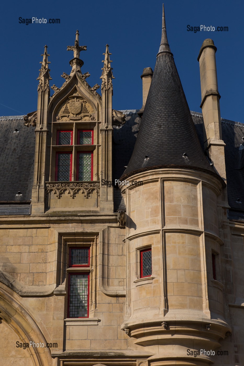 BIBLIOTHEQUE FORNEY, HOTEL DES ARCHEVEQUES DE SENS, 4EME ARRONDISSEMENT, PARIS (75), ILE-DE-FRANCE, FRANCE 