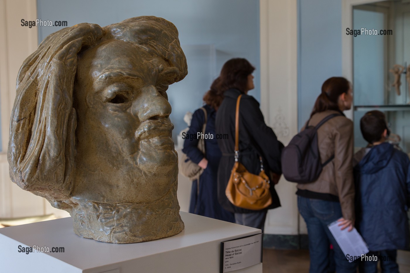 TETE DE BALZAC SCULPTEE PAR AUGUSTE RODIN, INTERIEUR DU MUSEE RODIN, CREE EN 1916 A L'INITIATIVE D'AUGUSTE RODIN, LE MUSEE EST SITUE A L'HOTEL BIRON, HOTEL PARTICULIER DU 18 EME SIECLE, 7 EME ARRONDISSEMENT, PARIS (75), ILE-DE-FRANCE, FRANCE 