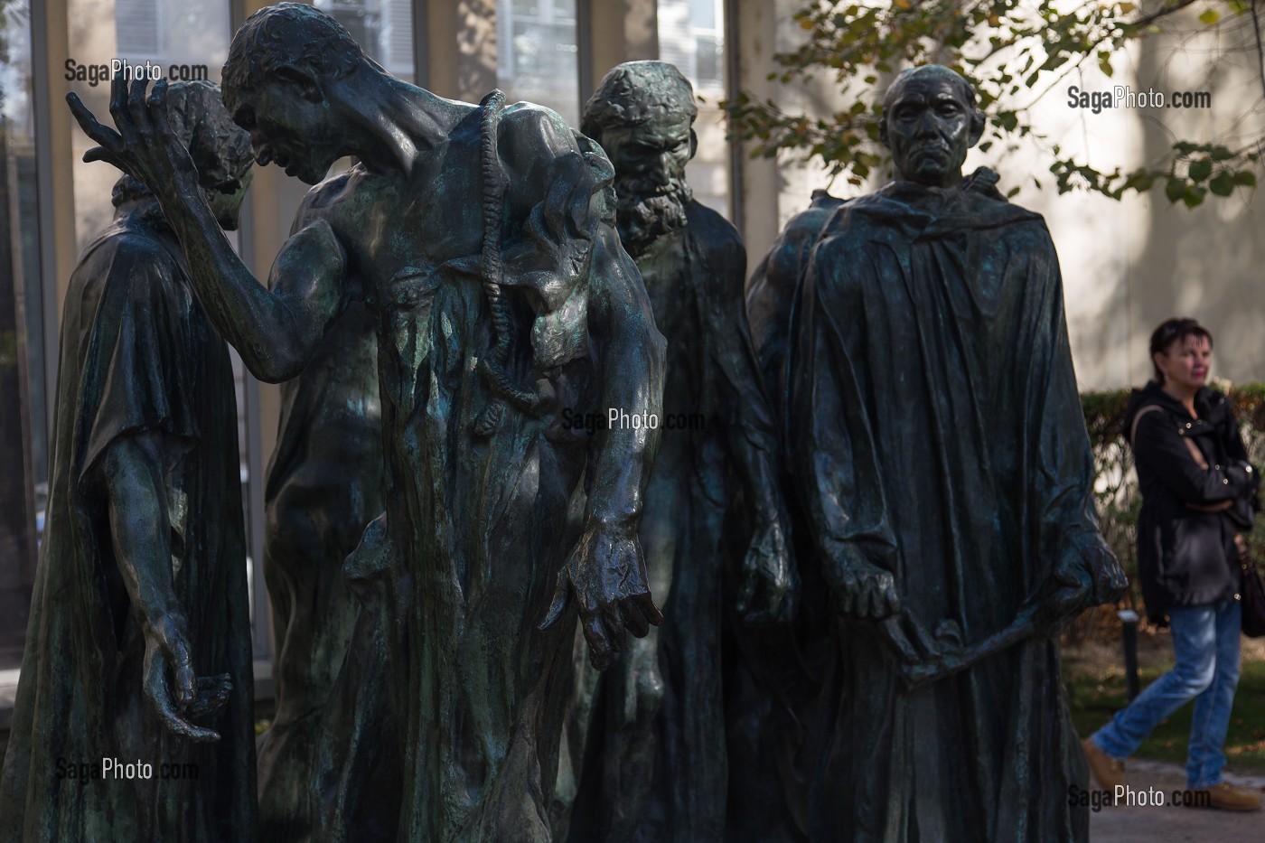 LES BOURGEOIS DE CALAIS PAR AUGUSTE RODIN DANS LES JARDINS DU MUSEE, CREE EN 1916 A L'INITIATIVE D'AUGUSTE RODIN, LE MUSEE EST SITUE A L'HOTEL BIRON, HOTEL PARTICULIER DU 18 EME SIECLE, 7 EME ARRONDISSEMENT, PARIS (75), ILE-DE-FRANCE, FRANCE 