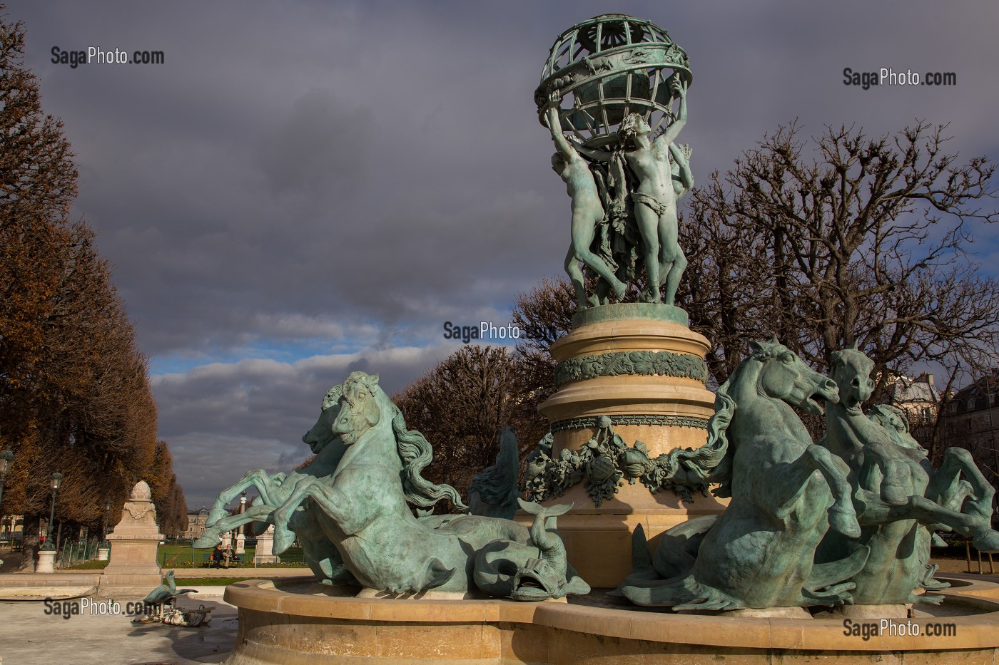 FONTAINE DE L'OBSERVATOIRE OU FONTAINE DES QUATRE-PARTIES-DU-MONDE, JARDIN DU LUXEMBOURG, 6EME ARRONDISSEMENT, PARIS (75), FRANCE 