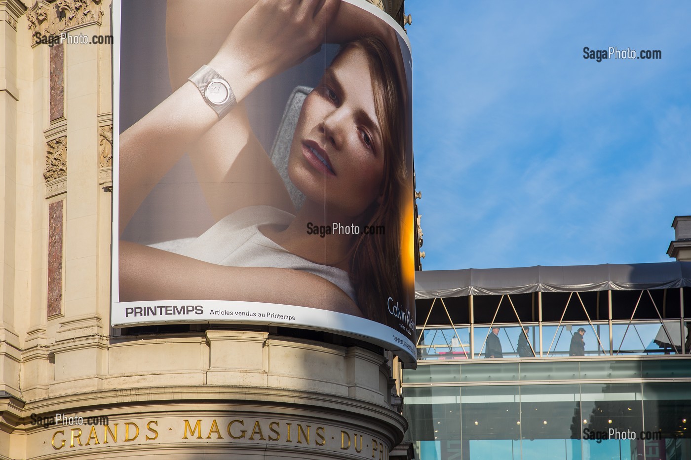 LES GRANDS MAGASINS SUR LES GRANDS BOULEVARDS DONT LE PRINTEMPS-HAUSSMANN FONDE AU 19 EME SIECLE, VENDENT LES PRINCIPALES MARQUES DE MODE, DE LUXE ET DE BEAUTE, 9 EME ARRONDISSEMENT, PARIS (75), ILE-DE-FRANCE, FRANCE 