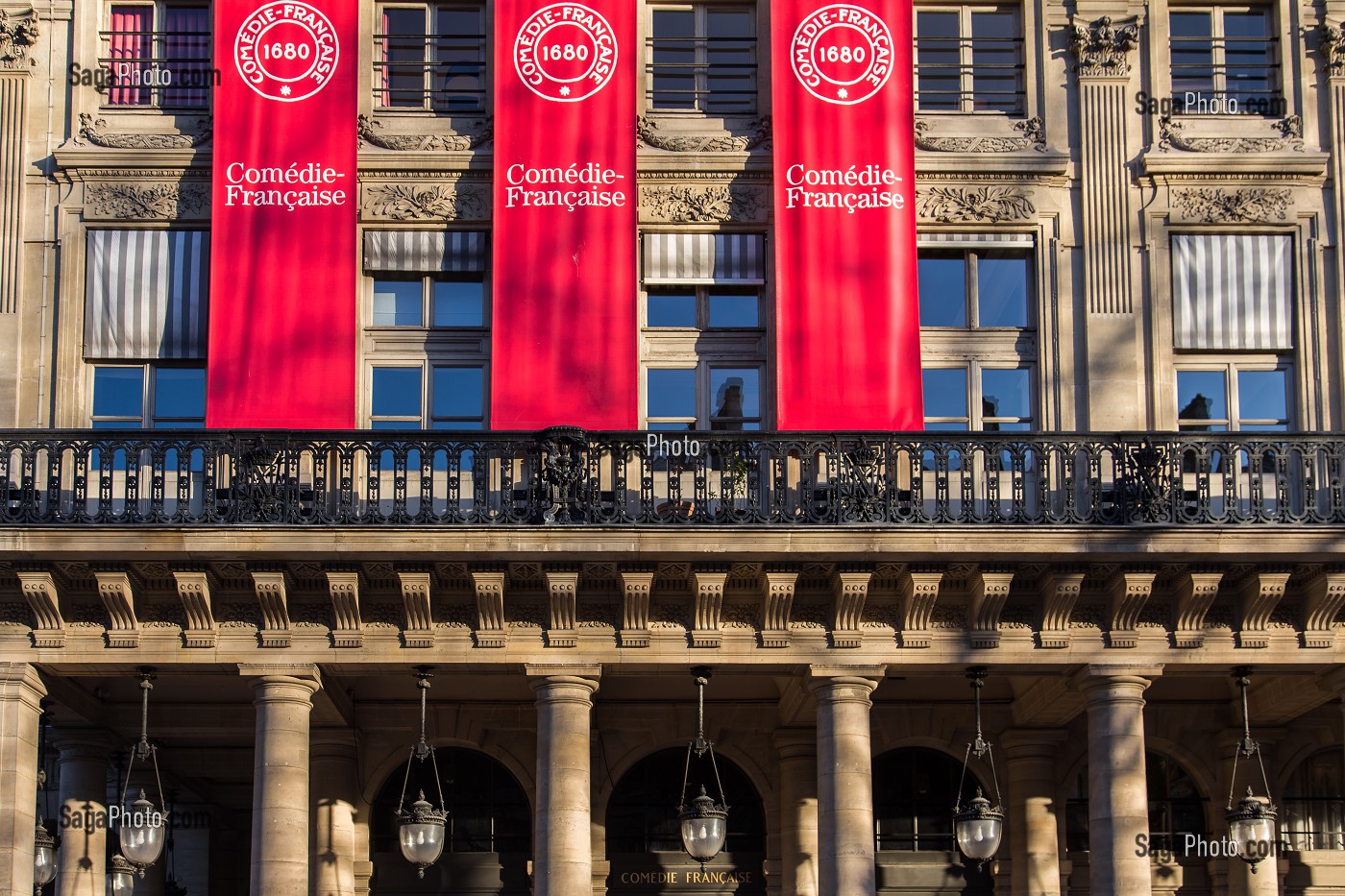 LA COMEDIE FRANCAISE SURNOMMEE LE FRANCAIS, FONDEE EN 1680, SITUEE AU COEUR DU PALAIS-ROYAL DANS LE 1ER ARRONDISSEMENT, (75) PARIS, ILE-DE-FRANCE, FRANCE 