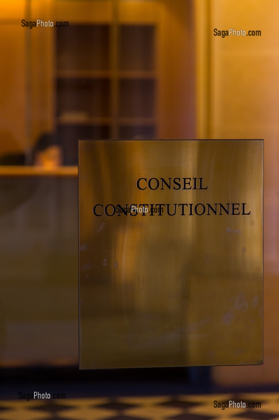 CONSEIL CONSTITUTIONNEL, SITUE AU PALAIS ROYAL, RUE DE MONTPENSIER, INSTITUTION PUBLIQUE QUI VEILLE A LA CONFORMITE DES TEXTES DE LOIS ET INTERVIENT DANS LA VIE PARLEMENTAIRE ET PUBLIQUE, 1ER ARRONDISSEMENT, PARIS, FRANCE 