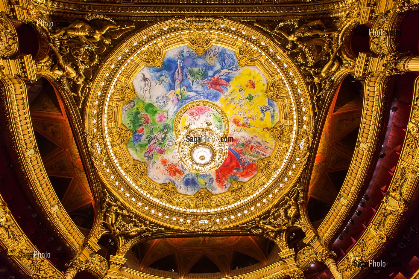 INTERIEUR DE L'OPERA GARNIER, PALAIS GARNIER, PLAFOND PEINT PAR MARC CHAGALL EN 1964, 9 EME ARRONDISSEMENT, (75), PARIS, ILE-DE-FRANCE, FRANCE 