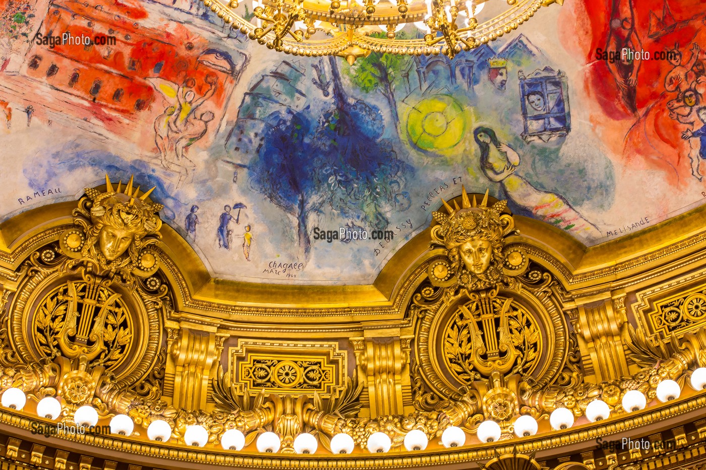 INTERIEUR DE L'OPERA GARNIER, PALAIS GARNIER, PLAFOND PEINT PAR MARC CHAGALL EN 1964, 9 EME ARRONDISSEMENT, (75), PARIS, ILE-DE-FRANCE, FRANCE 