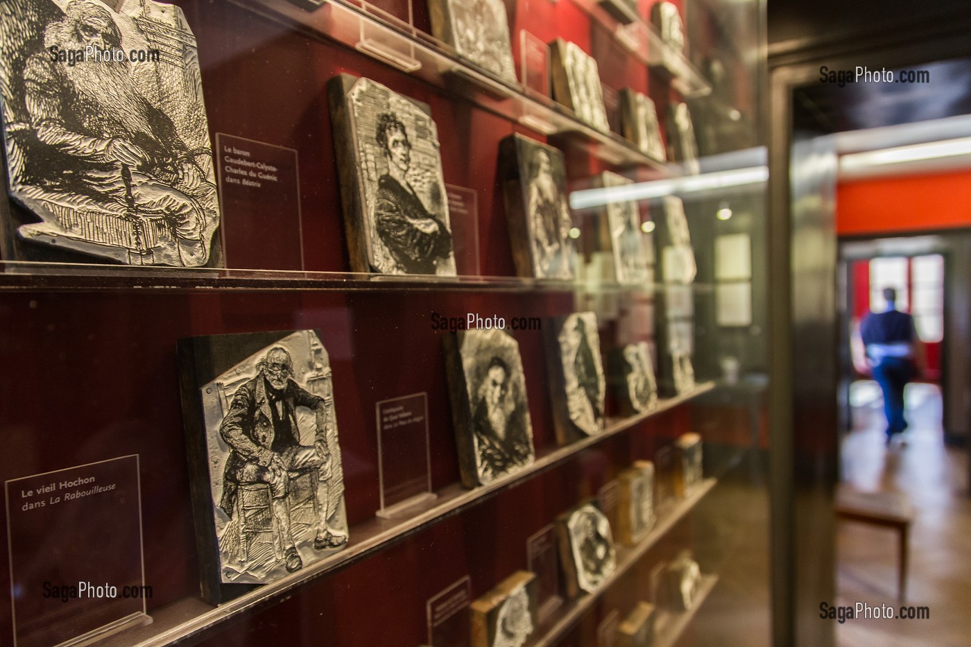 PLAQUES TYPOGRAPHIQUES DES PERSONNAGES DE BALZAC QUI ORNAIENT SES OUVRAGES, MAISON DE BALZAC, MUSEE SITUE DANS L'ANCIEN DOMICILE DE L'ECRIVAIN, 16 EME ARRONDISSEMENT, PARIS (75), ILE-DE-FRANCE, FRANCE 