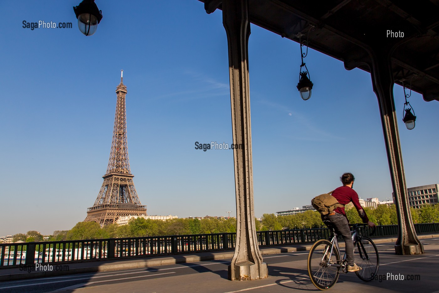 METRO PONT DE BIR-HAKEIM, 16 EME ARRONDISSEMENT, PARIS (75), ILE-DE-FRANCE, FRANCE 