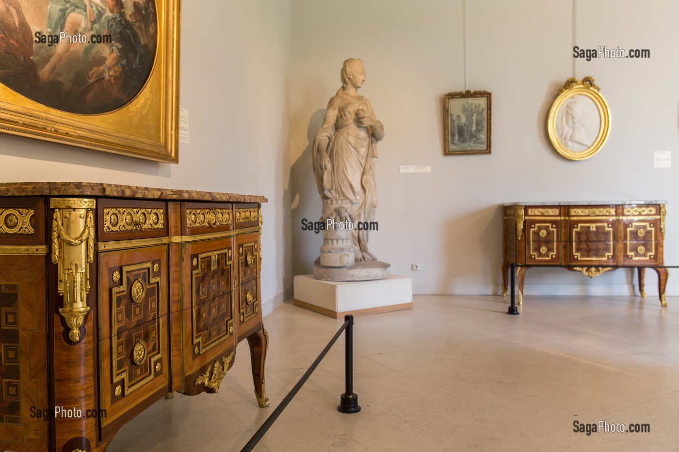 MOBILIER ET STATUE REPRESENTANT MADAME DU BARRY EN FIDELITE, OEUVRE D' AUGUSTIN PAJOU, MUSEE PROMENADE, PARC ROYAL DE MARLY, DOMAINE NATIONAL DE MARLY-LE-ROI, YVELINES (78), FRANCE 