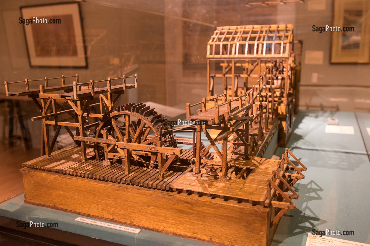 MAQUETTE DE LA MACHINE DU SYSTEME DE POMPAGE DES EAUX DE LA SEINE POUR ALIMENTER LES JARDINS DU CHATEAU DE MARLY ET LE PARC DE VERSAILLES, MUSEE PROMENADE, DOMAINE NATIONAL DE MARLY-LE-ROI, YVELINES (78), FRANCE 