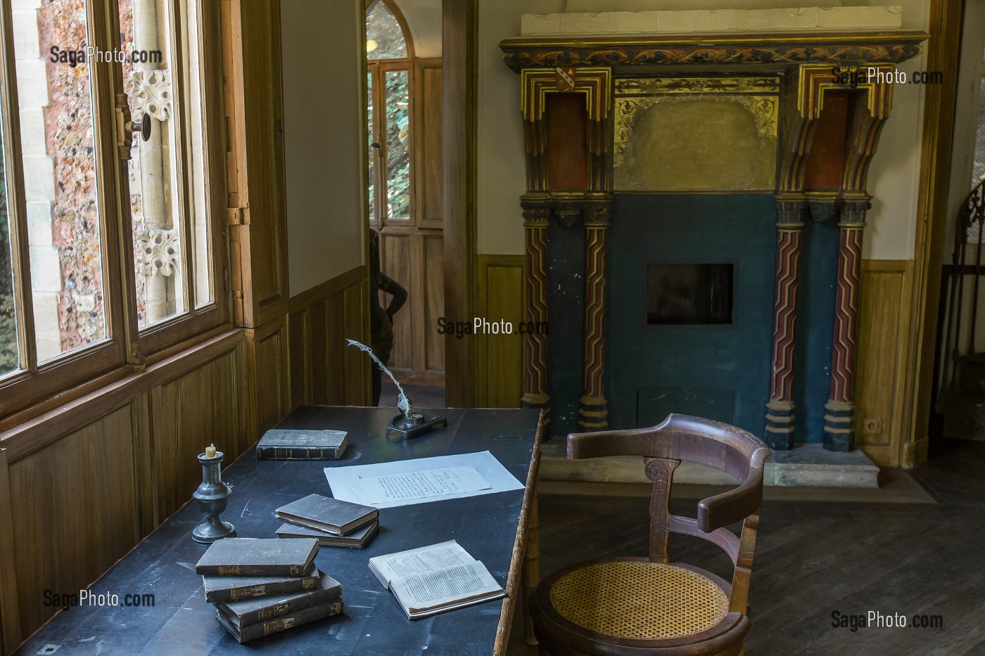 CHATEAU D'IF, CABINET DE TRAVAIL, CHATEAU DE MONTE CRISTO, DEMEURE D' ALEXANDRE DUMAS (1802-1870), ECRIVAIN FRANCAIS, SITUE SUR UNE COLLINE DU PORT-MARLY, YVELINES (78), FRANCE 