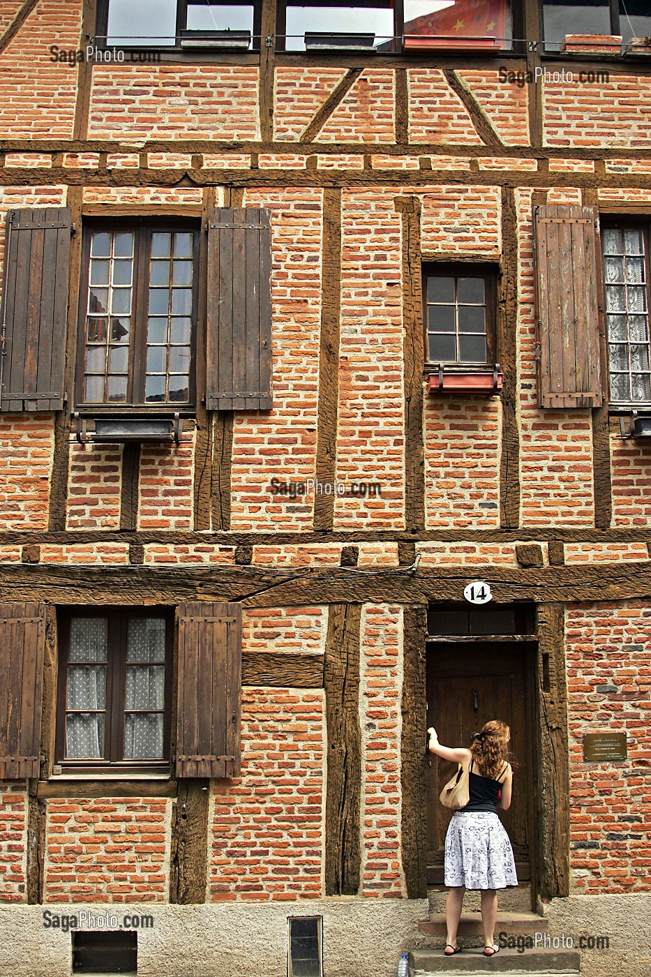 MAISON A PANS DE BOIS ET BRIQUES ROUGES, RUE PUECH, LE VIEL ALBI, TARN (81), FRANCE 