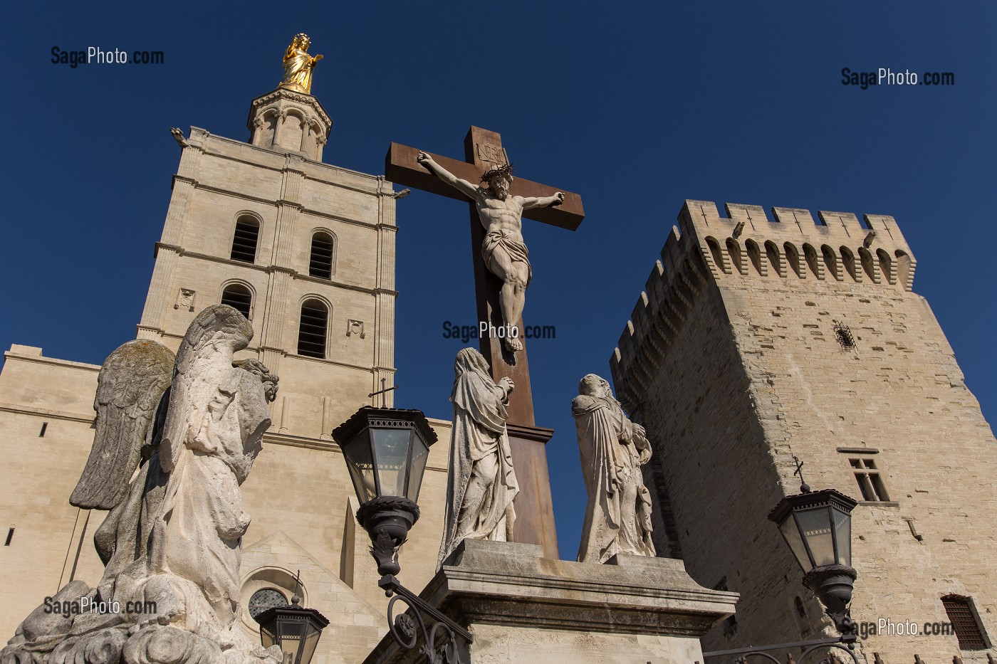 CATHEDRALE NOTRE DAME DES DOMS D'AVIGNON, VILLE D'AVIGNON APPELEE CITE DES PAPES, VAUCLUSE (84), FRANCE 