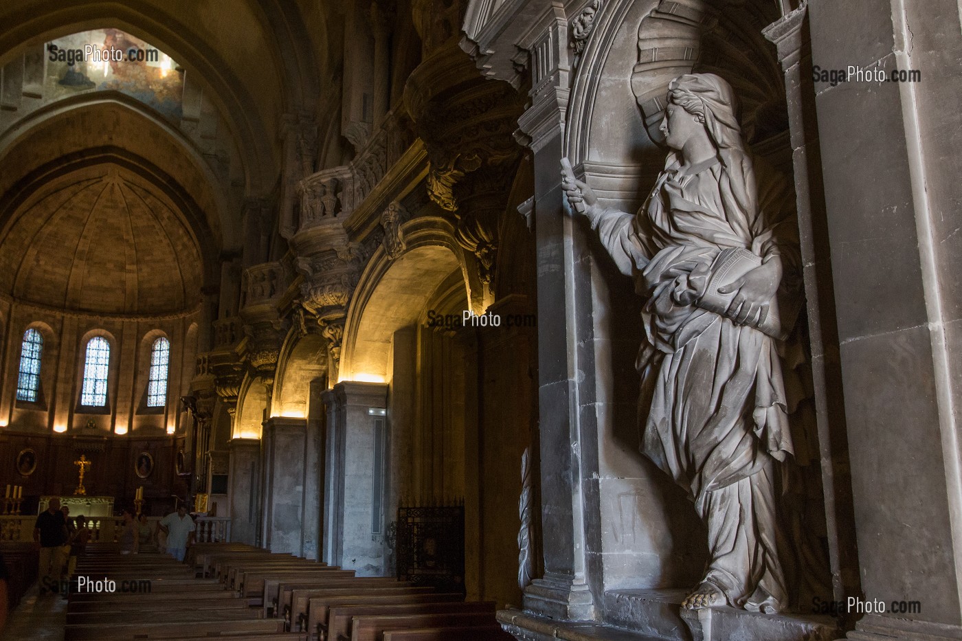 CATHEDRALE NOTRE DAME DES DOMS D'AVIGNON, VILLE D'AVIGNON APPELEE CITE DES PAPES, VAUCLUSE (84), FRANCE 