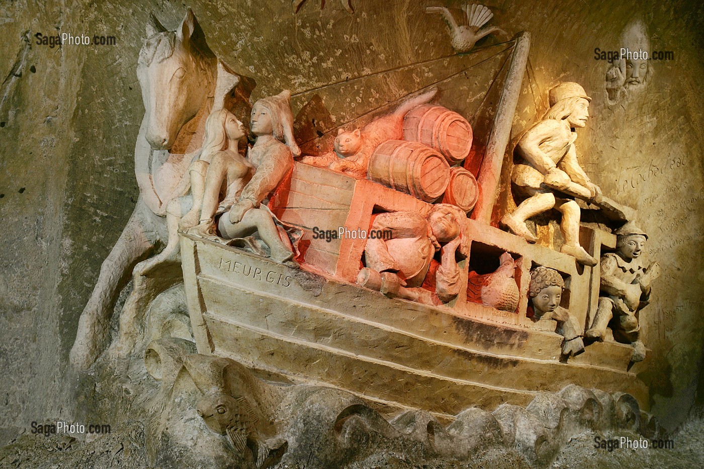LA COCHE D'EAU, CAVES DE BAILLY, LA BOURGOGNE AU FIL DE L'EAU, YONNE (89), BOURGOGNE, FRANCE 