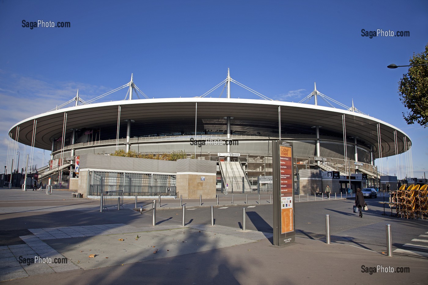STADE DE FRANCE, LE PLUS GRAND STADE FRANCAIS, CONSTRUIT ENTRE 1995 ET 1998 POUR LES BESOINS DE LA COUPE DU MONDE DE FOOTBALL, QUARTIER DE LA PLAINE SAINT-DENIS, SAINT-DENIS, SEINE-SAINT-DENIS (93), FRANCE 