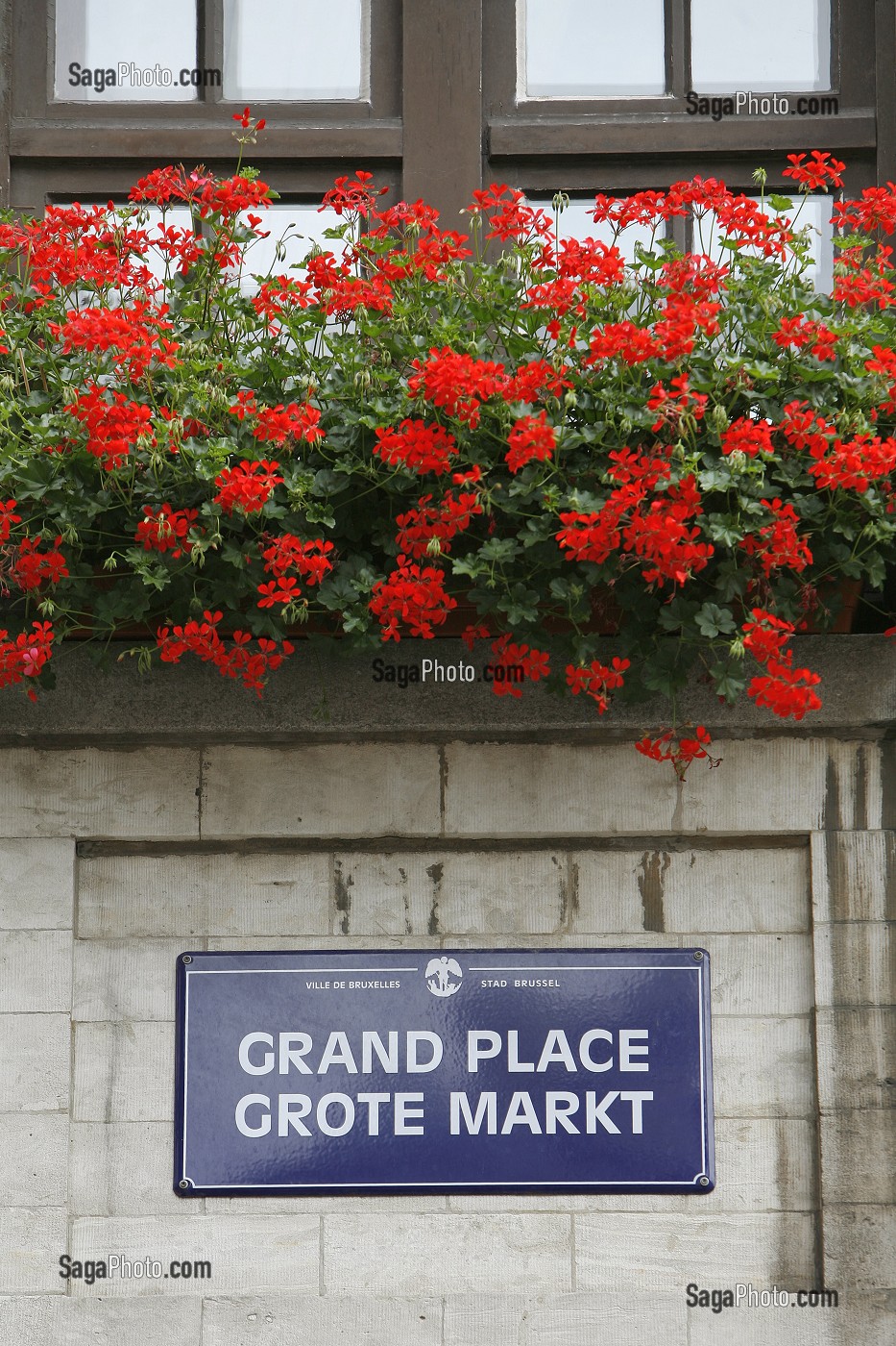 PLAQUE DE RUE DE LA GRAND PLACE, BRUXELLES, BELGIQUE 