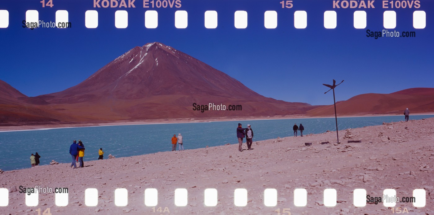 REGARD SUR LA BOLIVIE, CORDILLERE DES ANDES 