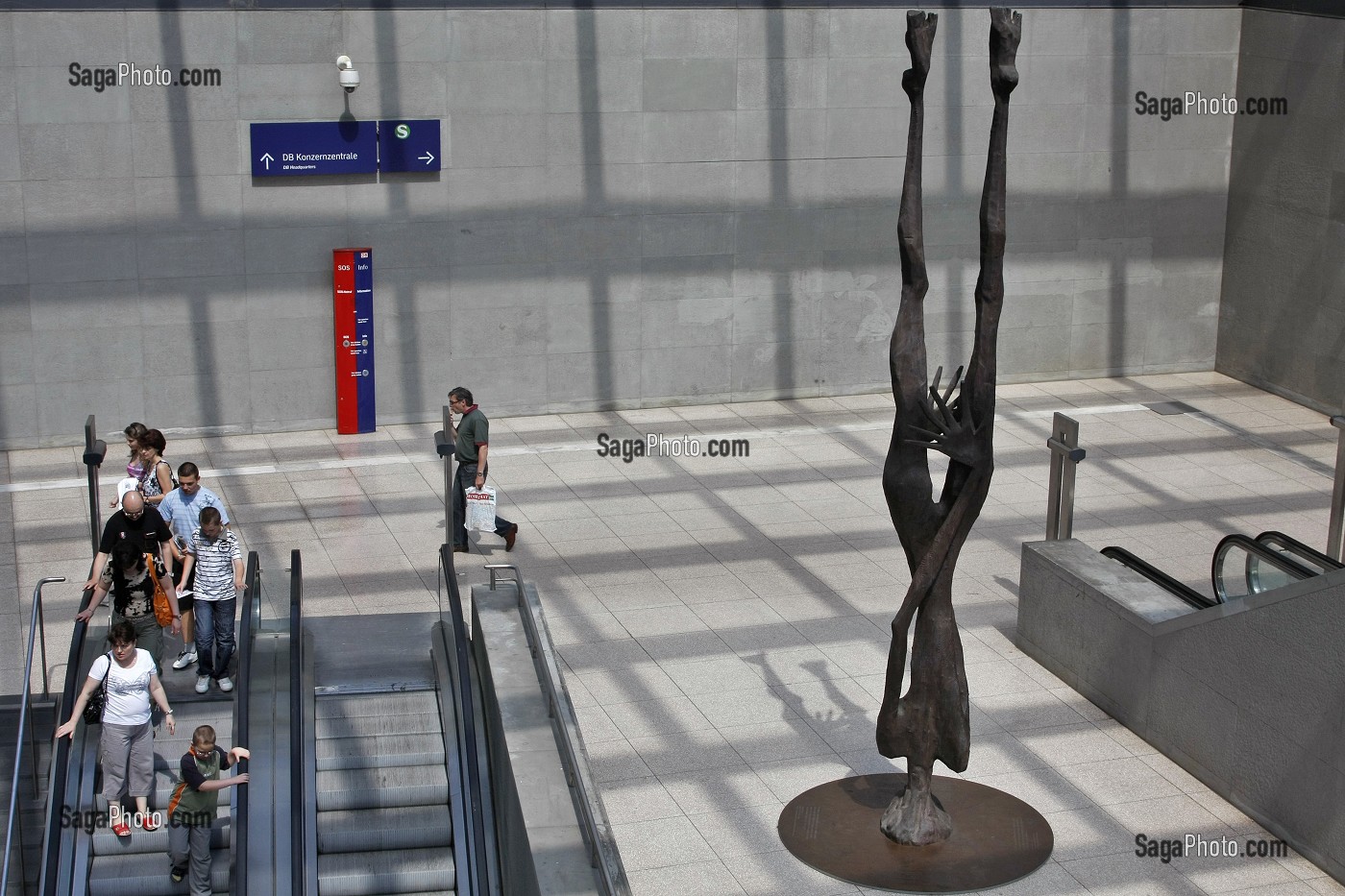 STATION DE S BAHN, POTSDAMER PLATZ, BERLIN, ALLEMAGNE 