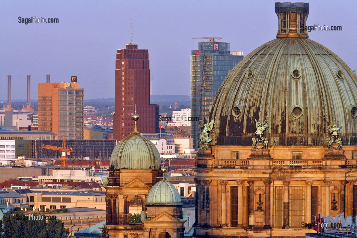 BERLINER DOM, DOME DE LA CATHEDRALE DE BERLIN, ILE DES MUSEES ET BUILDINGS DE LA POTSDAMER PLATZ, BERLIN, ALLEMAGNE 