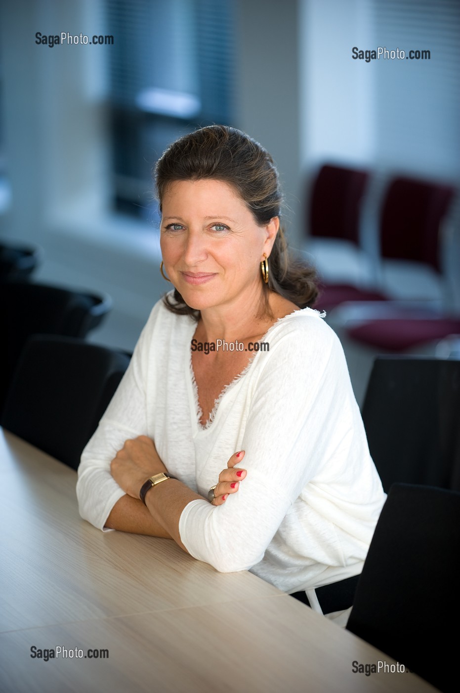 AGNES BUZYN, FEMME POLITIQUE, HEMATOLOGUE, PROFESSEURE DES UNIVERSITES, PRATICIENNE HOSPITALIERE 