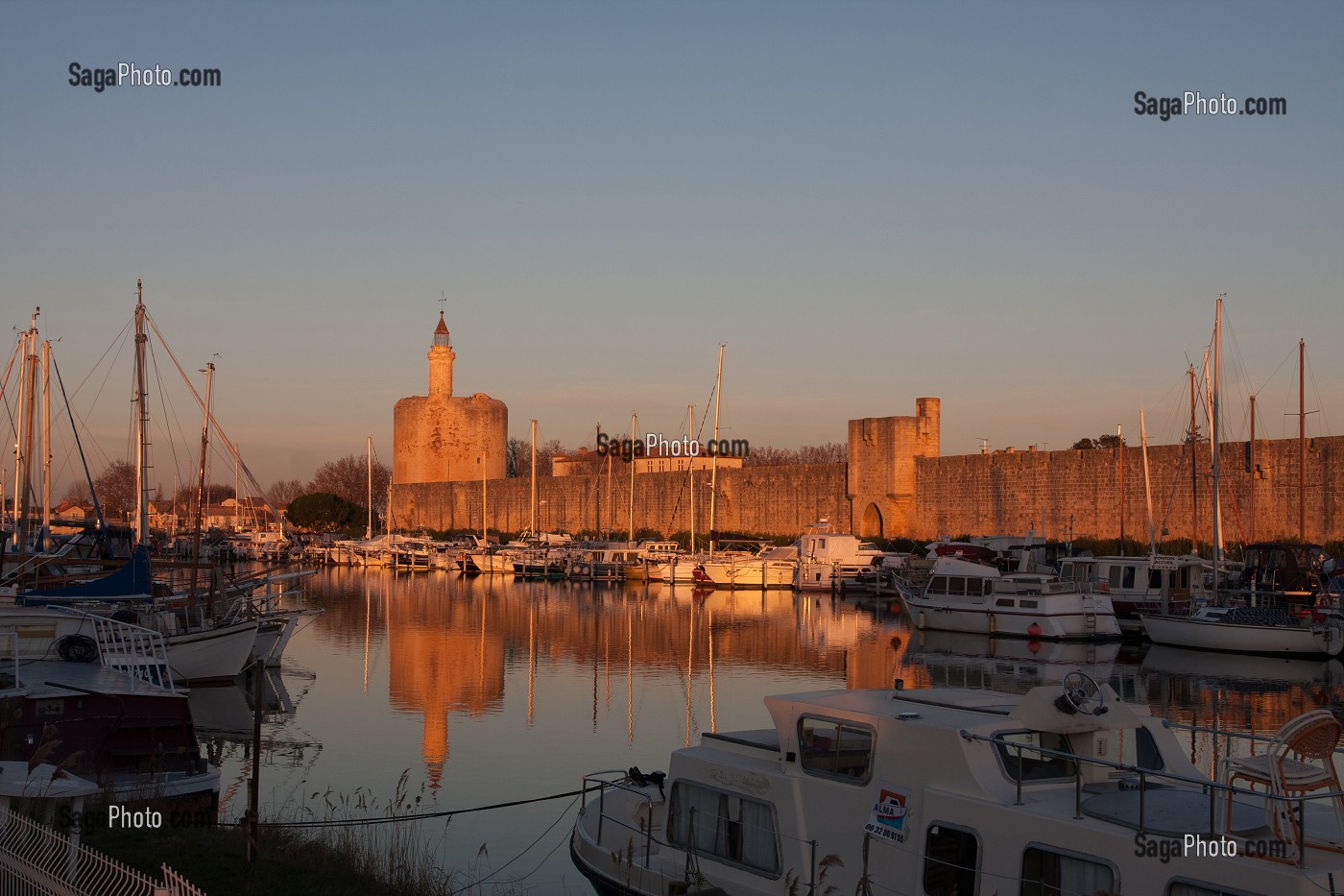ILLUSTRATION CAMARGUE, GARD (30), LANGUEDOC-ROUSSILLON, FRANCE 