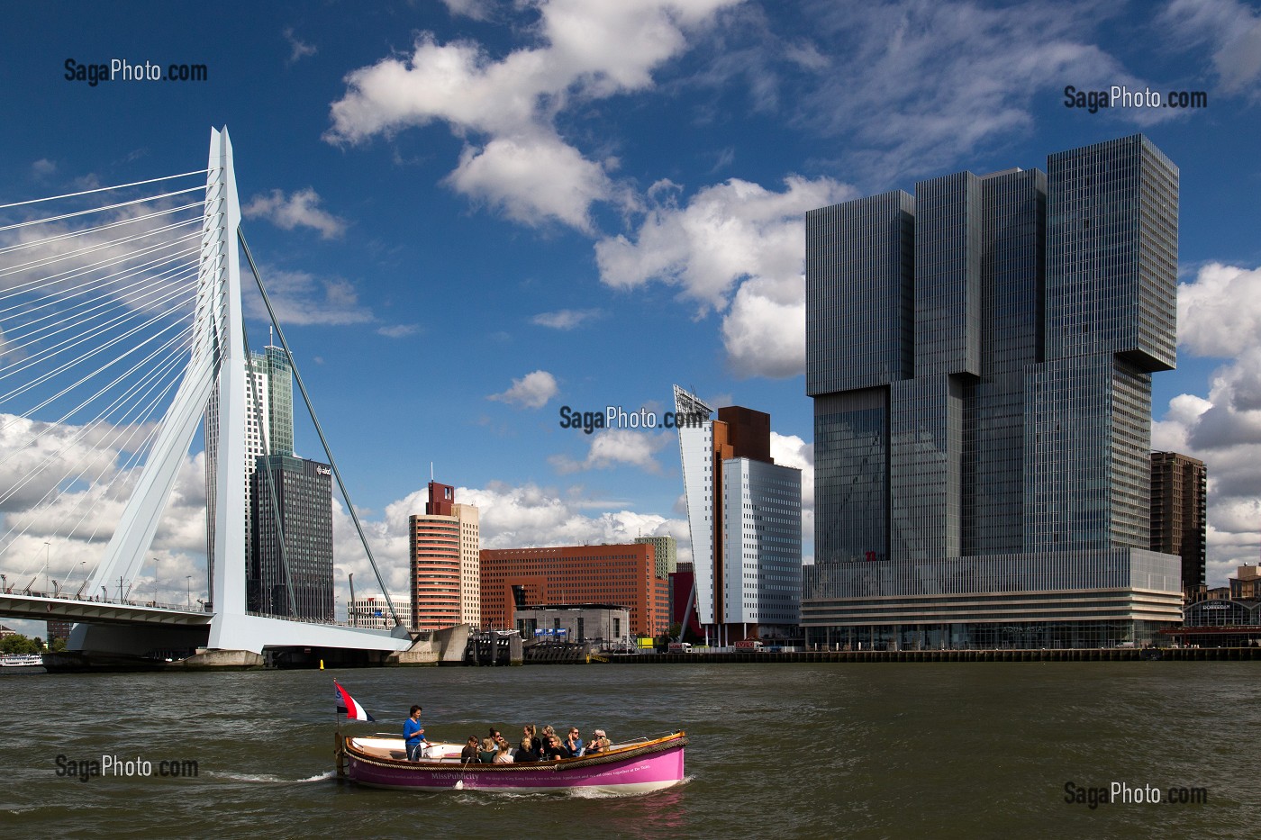 ROTTERDAM, VILLE PORTUAIRE, PAYS BAS 