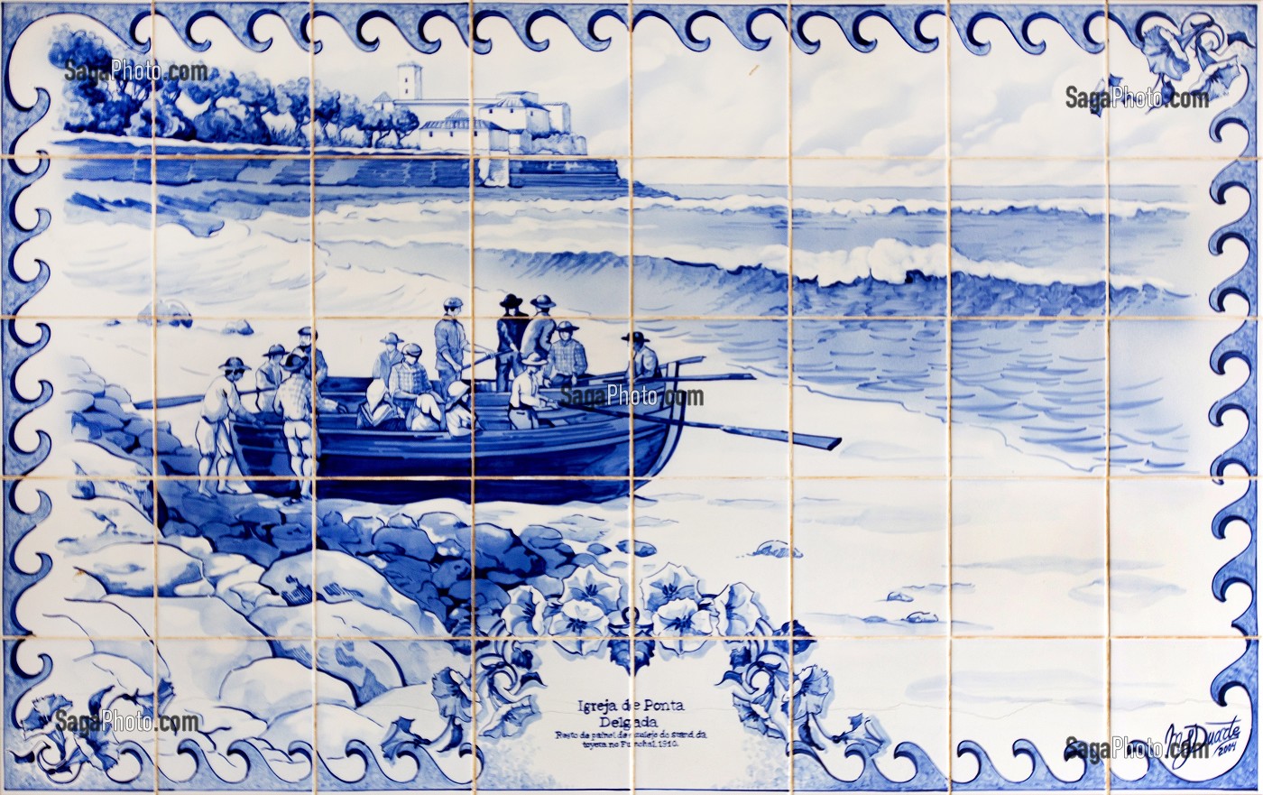 FAIENCE SUR LE CHEMIN DU CENTRO DO VULCANISMO, SAINT-VICENTE, ILE DE MADERE, PORTUGAL 