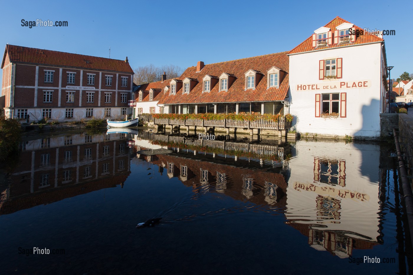 HOTEL DE LA PLAGE, RANDONNEE PEDESTRE, PLACE EDOUARD HOUSSIN, WISSANT, (62) PAS DE CALAIS, HAUTS-DE-FRANCE, FRANCE 