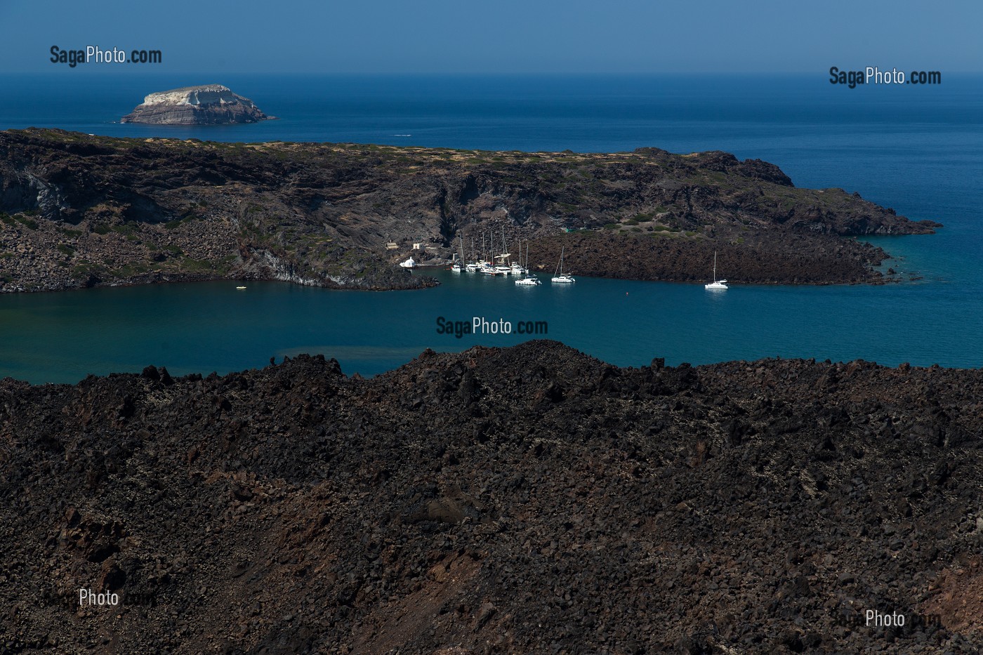 THOLOS NAFTILOS, THIRASIA, ILE VOLCANIQUE GRECQUE, RANDONNEE PEDESTRE, SANTORIN, GRECE 