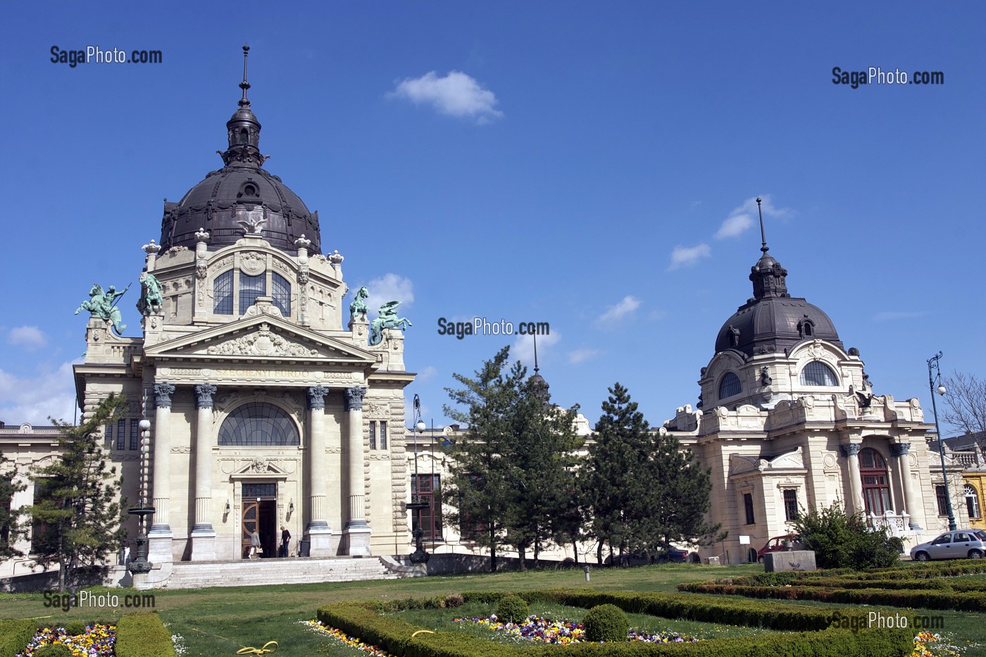 FACADE DES BAINS SZECHENYI, BUDAPEST, CAPITALE, HONGRIE 