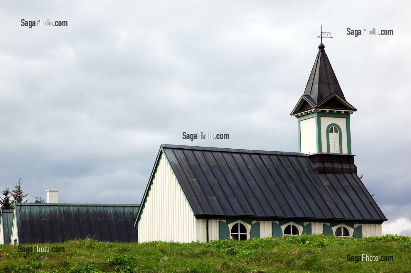 EGLISE DU PARC NATIONAL DE THINGVELLIR, LIEU DE L'ANCIEN PARLEMENT OU FUT PROCLAME L'INDEPENDANCE DE L'ISLANDE, SITE CLASSE AU PATRIMOINE MONDIAL DE L'UNESCO, ZONE DE FAILLE ET DE VOLCANISME ACTIF, CERCLE D'OR, GOLDEN CIRCLE, SUD DE L'ISLANDE, EUROPE, ISLANDE 