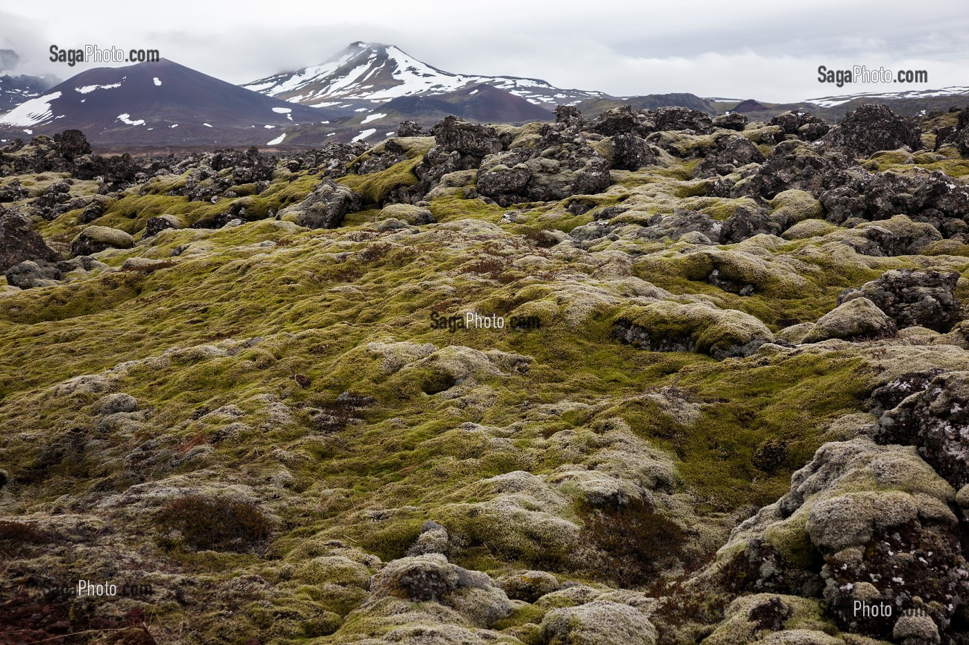MONTAGNES ET VOLCANS, PAYSAGES D’ISLANDE, EUROPE 