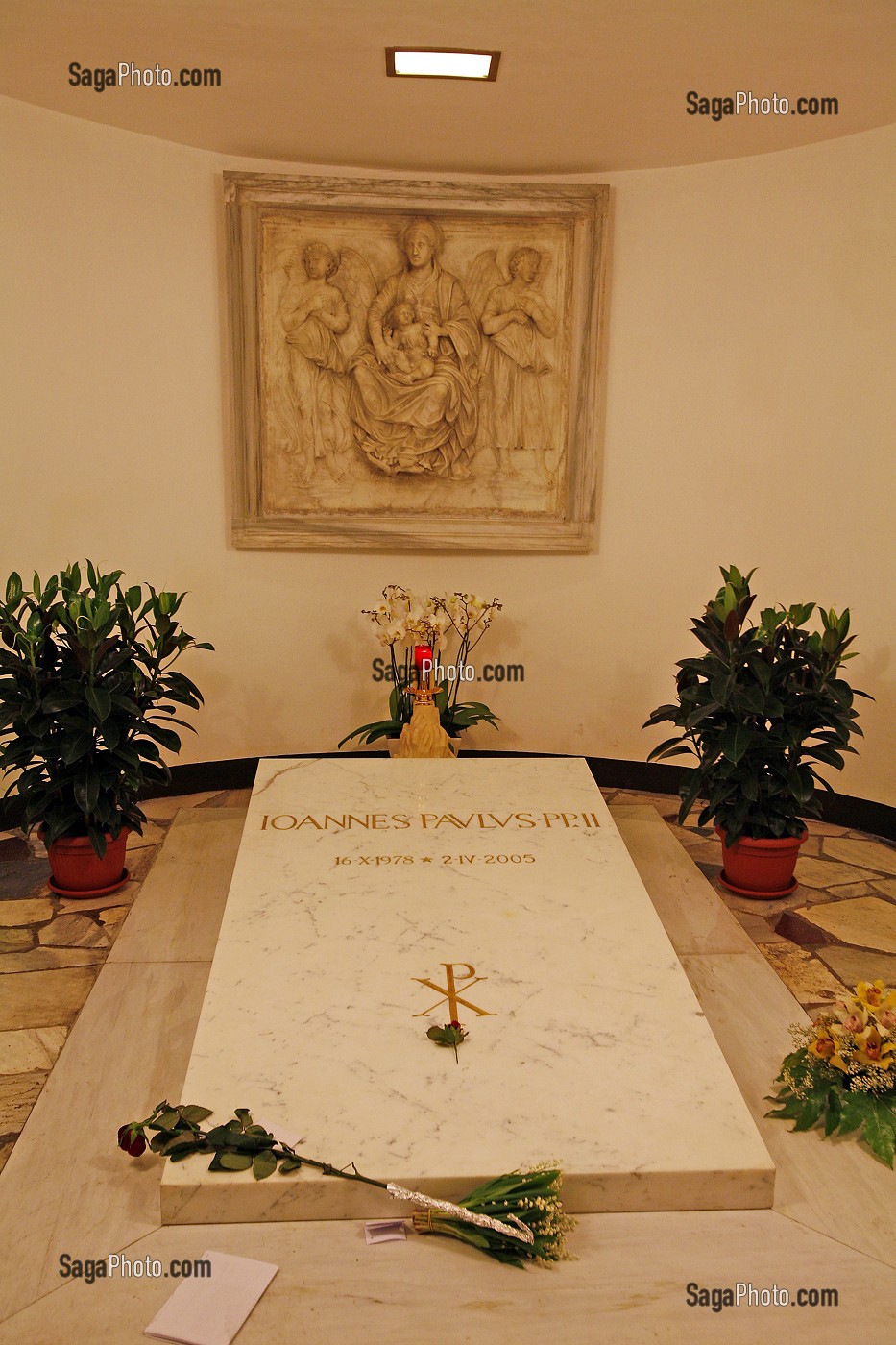 TOMBE DU PAPE JEAN PAUL II, BASILIQUE SAINT-PIERRE ROME 