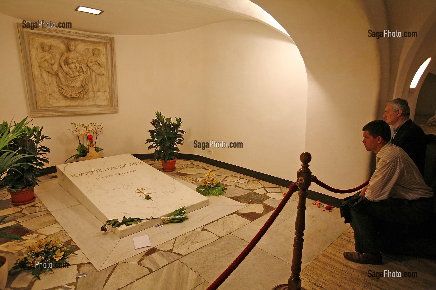 TOMBE DU PAPE JEAN PAUL II, BASILIQUE SAINT-PIERRE ROME 