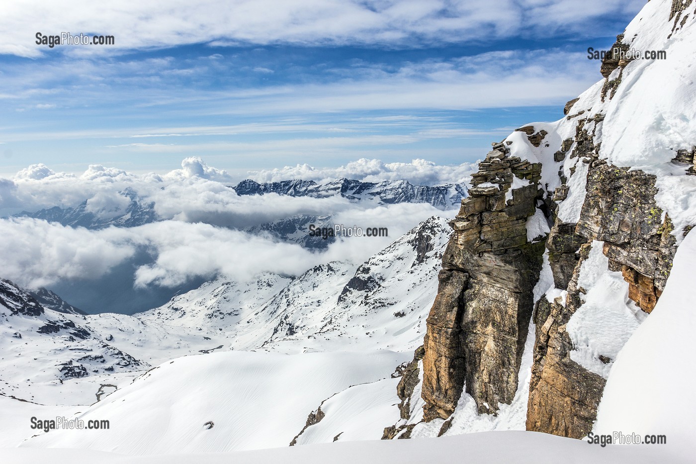 ALPINISME EN VAL D'AOSTE, VALSAVARENCHE, VAL D'AOSTE, ITALIE 