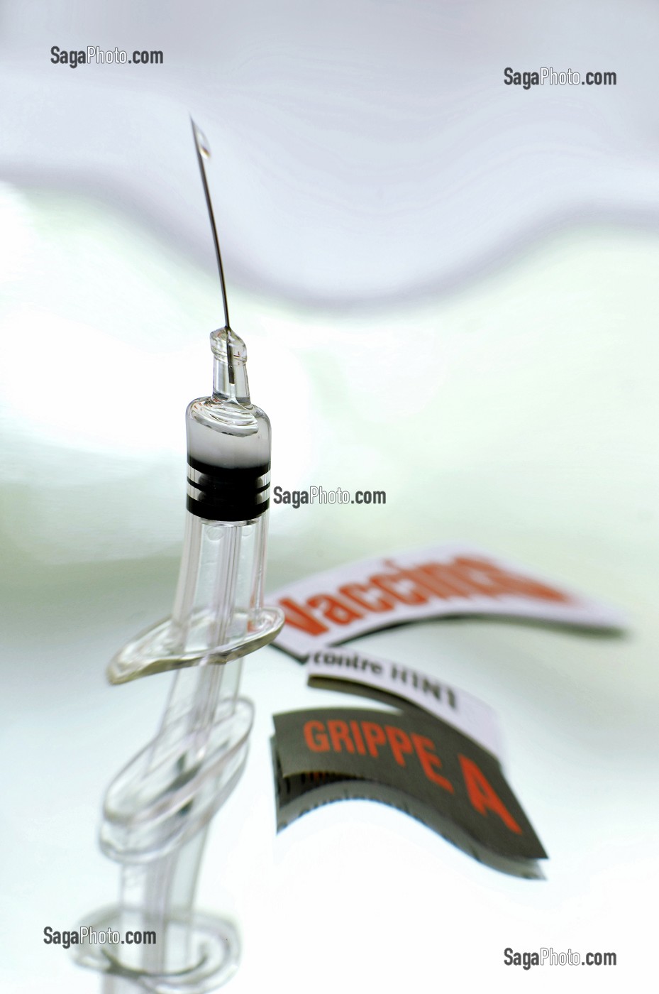 LES DANGERS DE LA VACCINATION CONTRE LE VIRUS H1N1 OU LA GRIPPE A 