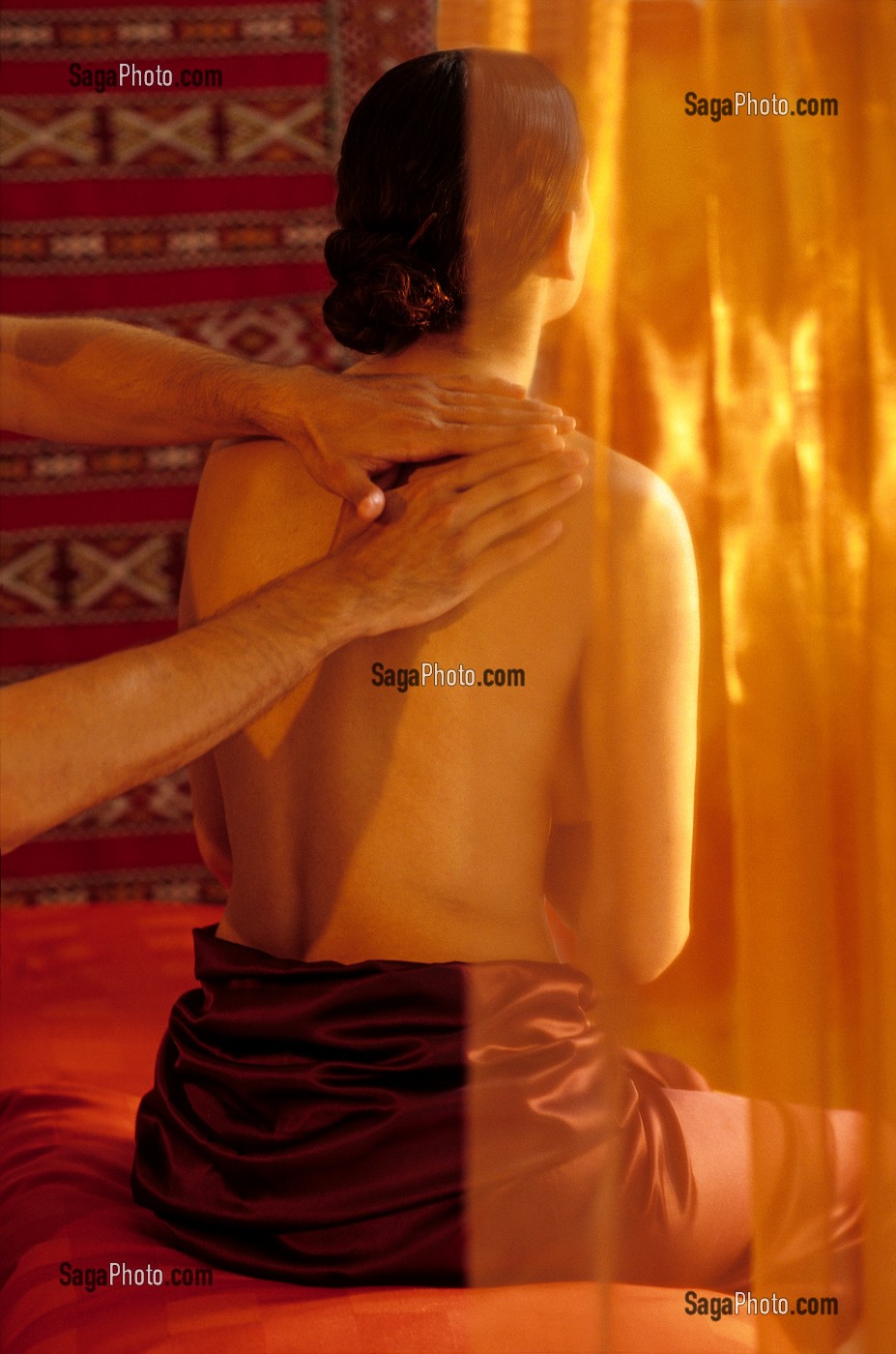 BEAUTE ET SOINS DU CORPS, TRADITIONS DU MAROC 