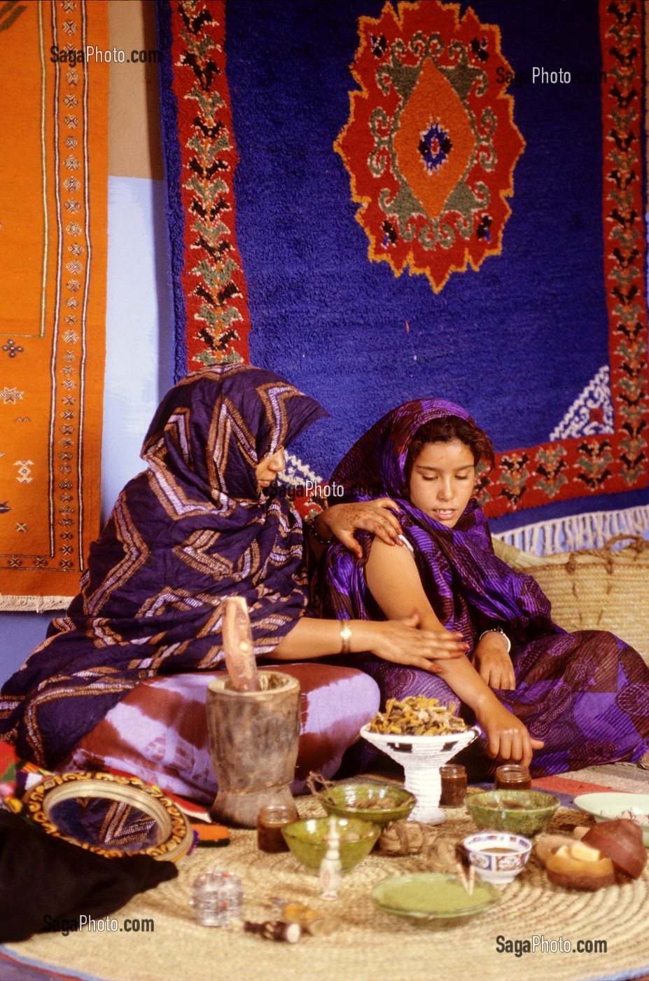 BEAUTE ET SOINS DU CORPS, TRADITIONS DU MAROC 