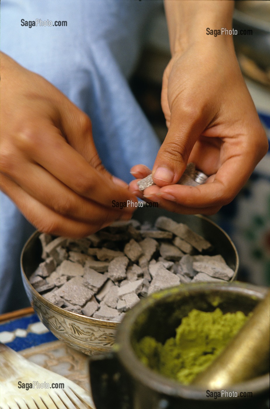 BEAUTE ET SOINS DU CORPS, TRADITIONS DU MAROC 