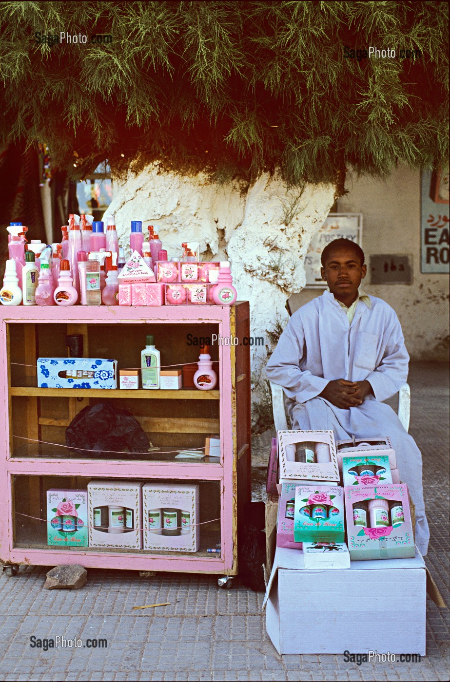 BEAUTE ET SOINS DU CORPS, TRADITIONS DU MAROC 