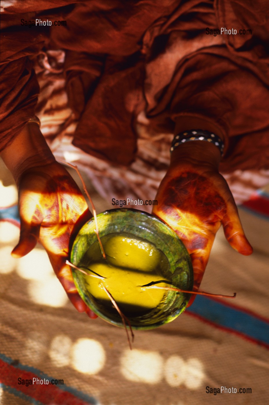 BEAUTE ET SOINS DU CORPS, TRADITIONS DU MAROC 