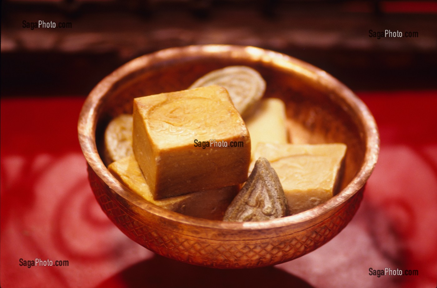 BEAUTE ET SOINS DU CORPS, TRADITIONS DU MAROC 