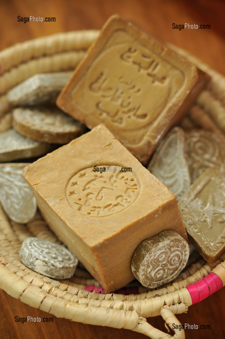 BEAUTE ET SOINS DU CORPS, TRADITIONS DU MAROC 