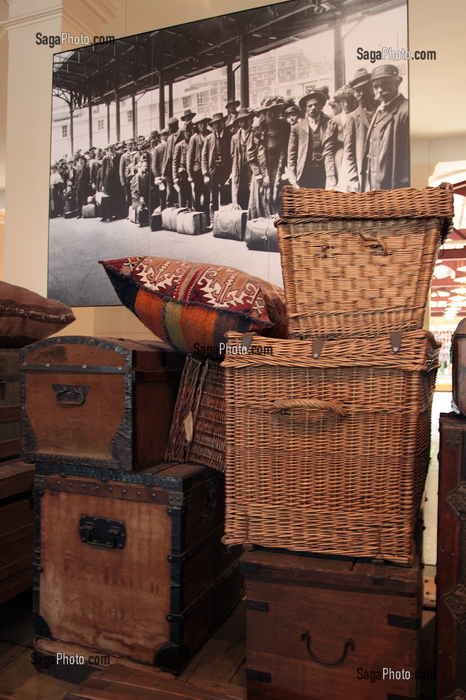 SALLE DES BAGAGES QUI CONSTITUE LE HALL D'ENTREE, MUSEE DE L'IMMIGRATION DE ELLIS ISLAND RACONTANT L'HISTOIRE DE L'ARRIVEE DES IMMIGRES AUX ETATS-UNIS DE 1892 A 1924, ELLIS ISLAND, PORT DE NEW YORK CITY, ETAT DE NEW YORK, ETATS-UNIS 